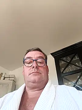 MountJohnXL online show from April 6, 3:24 pm