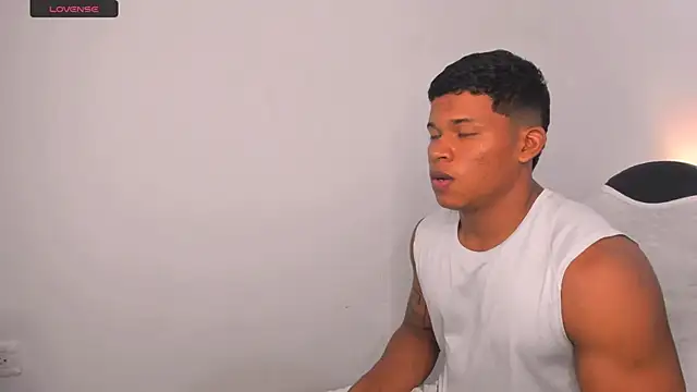 maxsteel177 online show from March 4, 11:22 pm