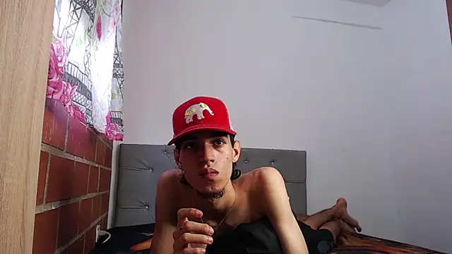 Alejandro bigdick x online show from February 1, 4:00 pm