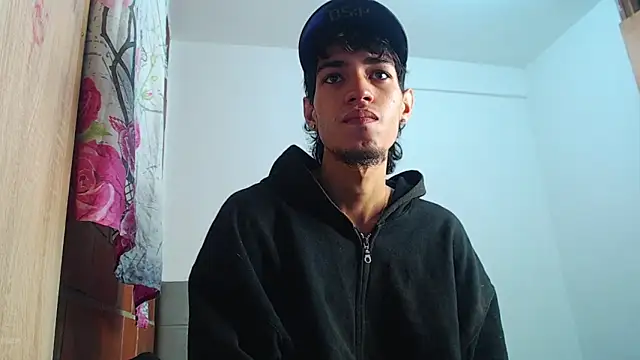 Alejandro bigdick x online show from February 6, 7:35 am