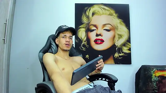 Alejandro bigdick x online show from September 11, 4:55 am