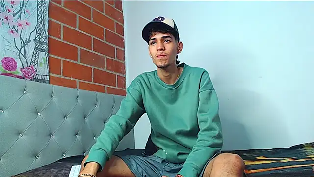 Alejandro bigdick x online show from February 18, 6:04 am