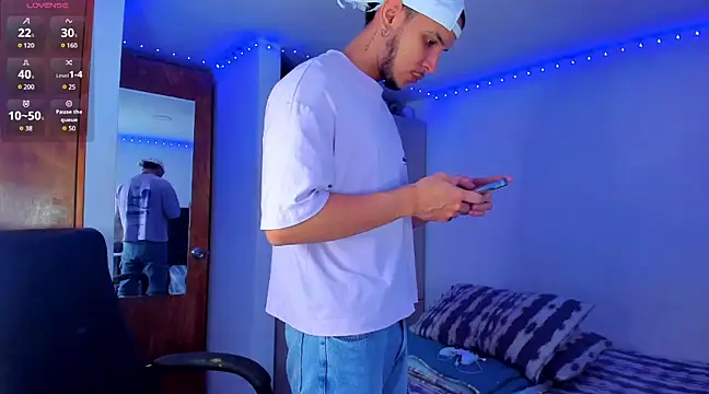 austinoficial online show from March 1, 3:53 am