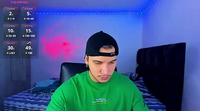 austinoficial online show from January 30, 10:41 pm