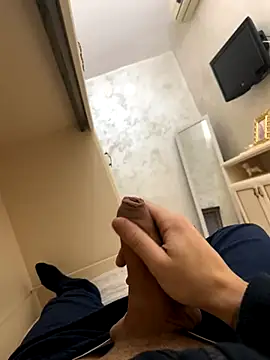 Snapshot of Vincenzosjabcbj chatting on October 27, 2:25 am Vincenzosjabcbj online show from October 27, 2:25 am