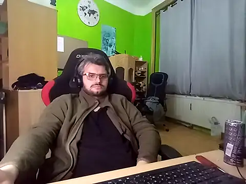 stary-w-kalesonach online show from February 13, 5:22 pm