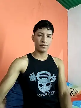 Snapshot of matteo_rivas chatting on January 22, 7:45 pm matteo rivas online show from January 22, 7:45 pm