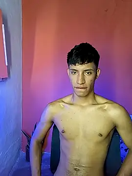 Snapshot of matteo_rivas chatting on March 8, 4:09 am matteo rivas online show from March 8, 4:09 am