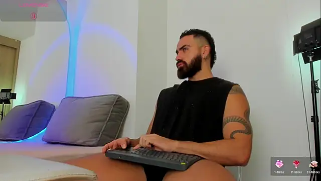 Jotace001 online show from May 23, 2:11 pm