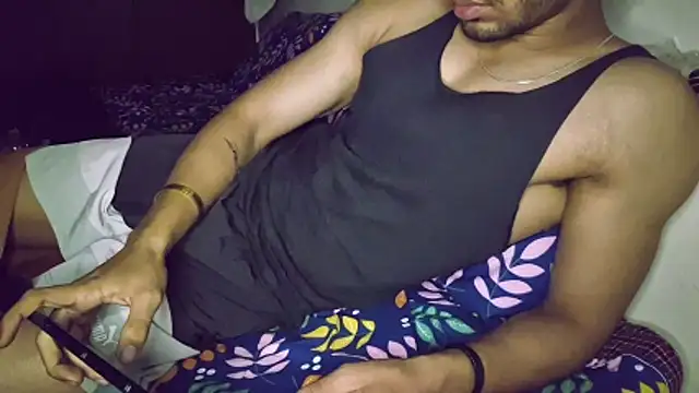 hot hunk boy online show from November 16, 7:49 pm