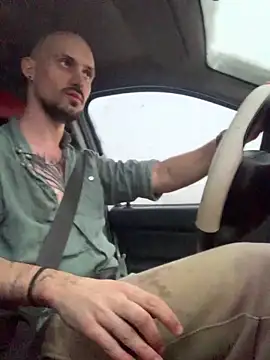 AssHunter4k online show from February 15, 4:01 pm