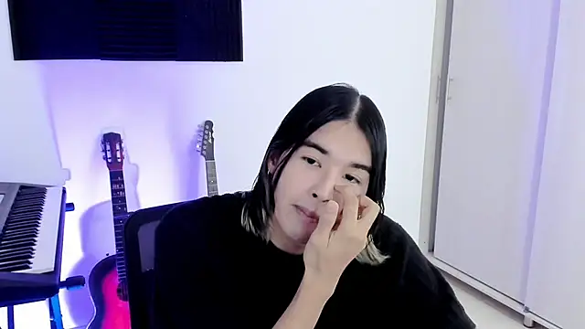 JordiWilld online show from October 28, 11:40 pm