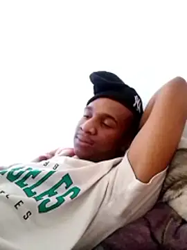 sydmanyoba online show from December 18, 6:42 am