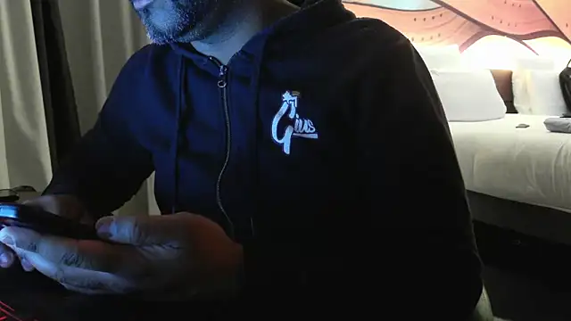 IndienTiger online show from February 11, 9:20 pm