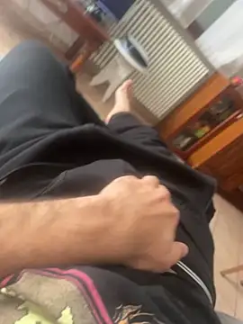 Snapshot of thor955555 chatting on October 19, 8:28 am thor955555 online show from October 19, 8:28 am