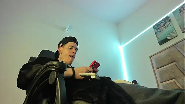 bigragna  online show from January 24, 7:41 am