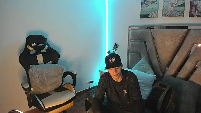 bigragna  online show from February 2, 12:51 am