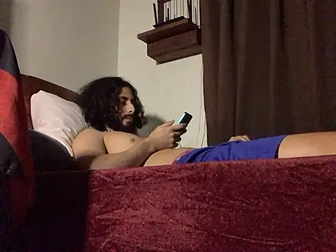 Nooneisthis online show from December 23, 6:44 am