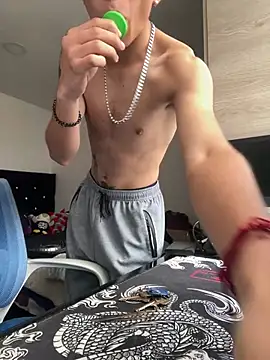 iKrofur online show from March 20, 5:15 pm