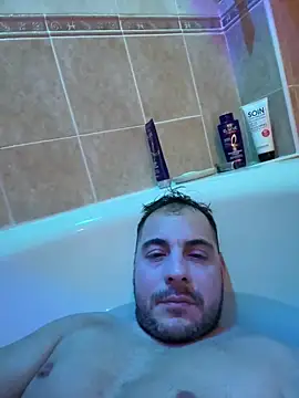 justeqqun online show from February 9, 5:43 pm