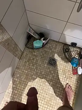 yannusgir33 online show from March 6, 10:15 pm