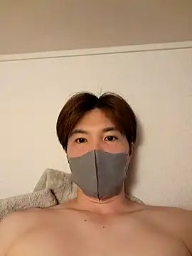 yuukee11111 online show from February 1, 3:41 am