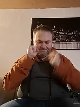 Pourleplasirs online show from February 6, 10:32 pm