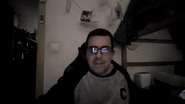 Snapshot of Usame_como_quieras chatting on January 28, 10:12 am Usame como quieras online show from January 28, 10:12 am