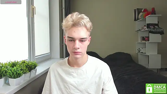 avegothy- online show from March 10, 12:49 pm