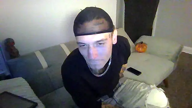 cruz815 online show from October 28, 10:12 pm