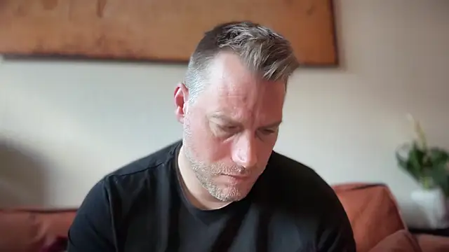 Christian87xxx online show from April 6, 7:09 am