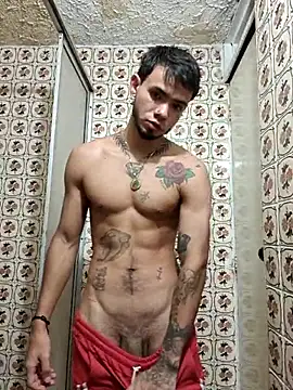 Snapshot of Niick01_ chatting on February 23, 10:42 pm Niick01  online show from February 23, 10:42 pm