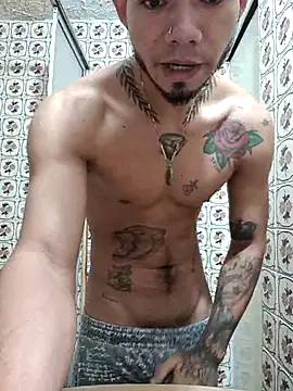 Snapshot of Niick01_ chatting on February 23, 11:50 am Niick01  online show from February 23, 11:50 am