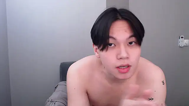 just gay  online show from February 25, 9:24 pm