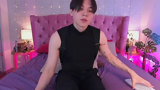 just gay  online show from March 8, 1:23 pm