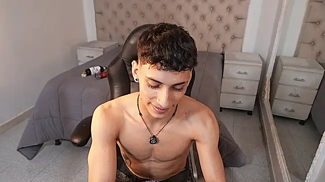 JhoanLeandro online show from February 27, 7:53 am