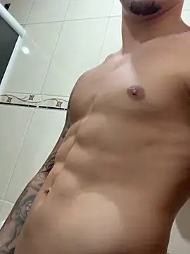 n0vimm09 online show from February 18, 11:57 pm