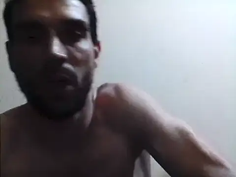 Snapshot of beatle666 chatting on March 5, 2:25 am beatle666 online show from March 5, 2:25 am