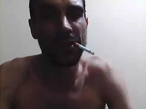 Snapshot of beatle666 chatting on February 14, 1:02 am beatle666 online show from February 14, 1:02 am