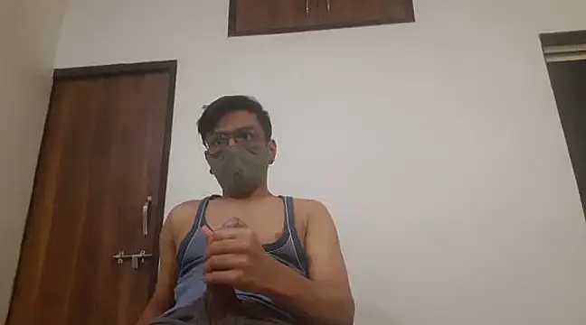 kk77102 online show from February 4, 5:45 pm