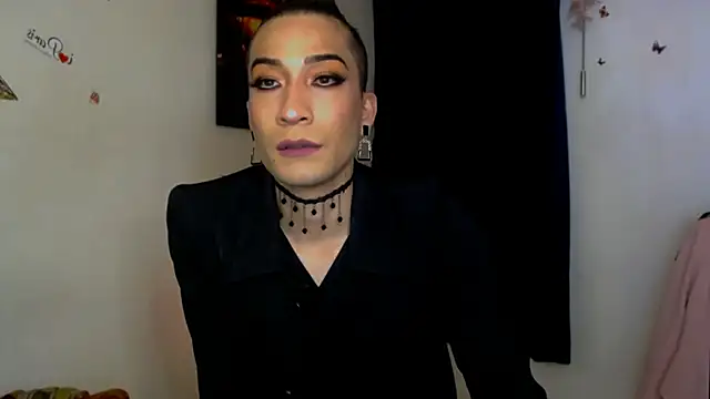 Snapshot of NovaNyx11 chatting on September 16, 9:26 pm NovaNyx11 online show from September 16, 9:26 pm