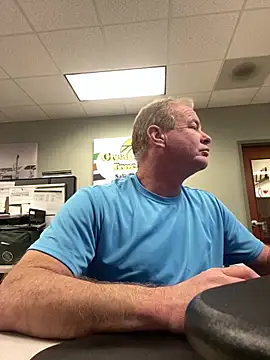 hintly online show from December 15, 9:56 pm