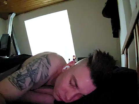 Foxtrott 242 online show from February 15, 2:03 pm