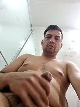 reyarturs13 online show from March 19, 3:40 pm