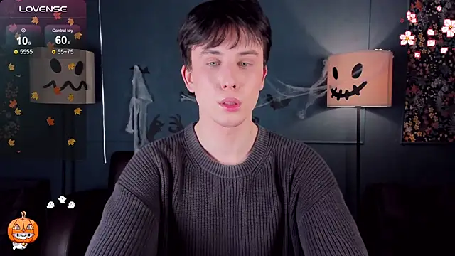 AdrianoAubert online show from November 9, 7:12 am