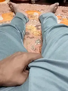 Yashkumar 0697 online show from March 3, 7:23 pm