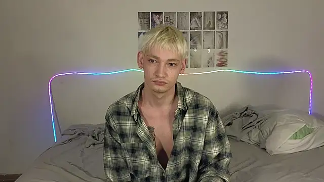 Julian wins online show from March 21, 1:48 pm