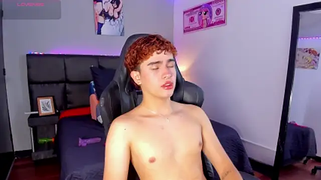 Aiiden 15 online show from January 7, 5:29 pm