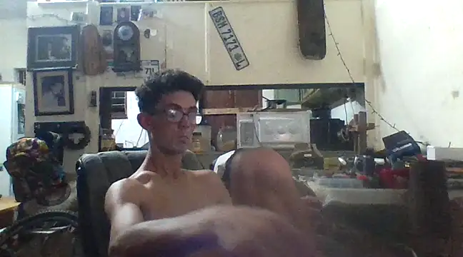 Invisibledickman online show from March 4, 7:01 pm