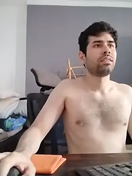 danicrux online show from March 16, 7:49 pm